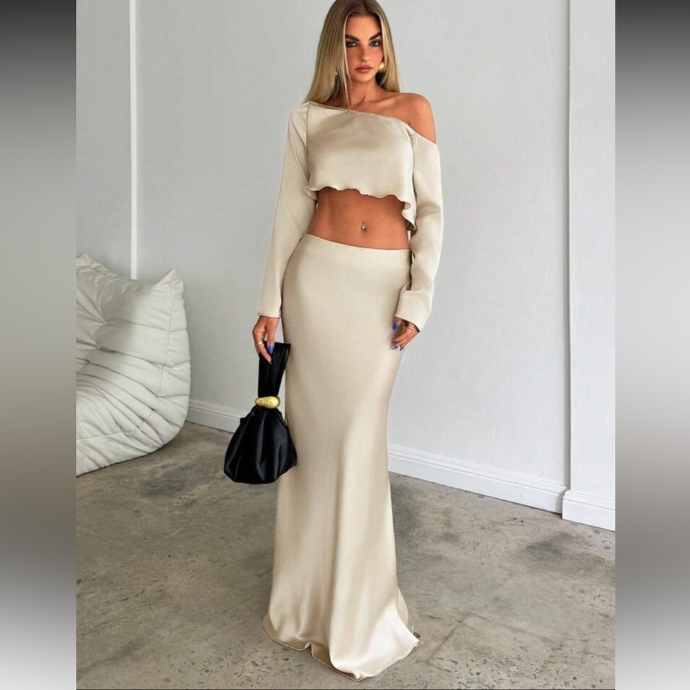 SHEIN 2 piece Off-Shoulder top and Skirt Set